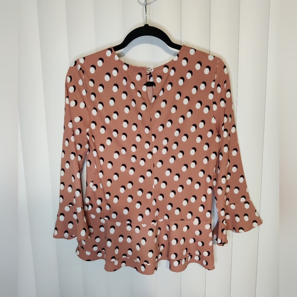 Ann Taylor Peach With Black/White Polka Dots Blouse Extra Small - Picture 2 of 3